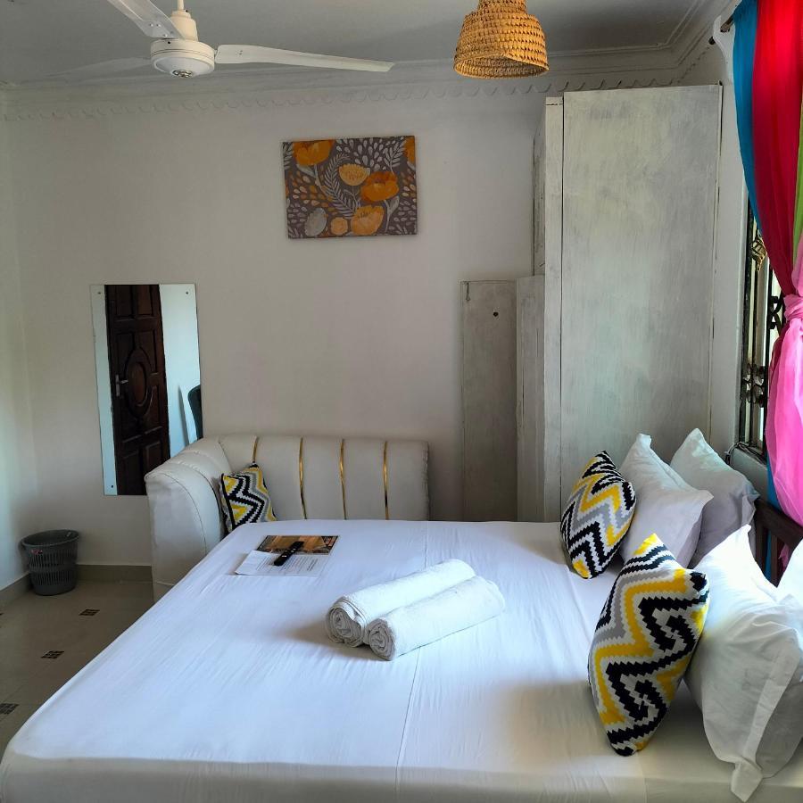 Luxurious Studio Apartments Mombasa Exterior foto